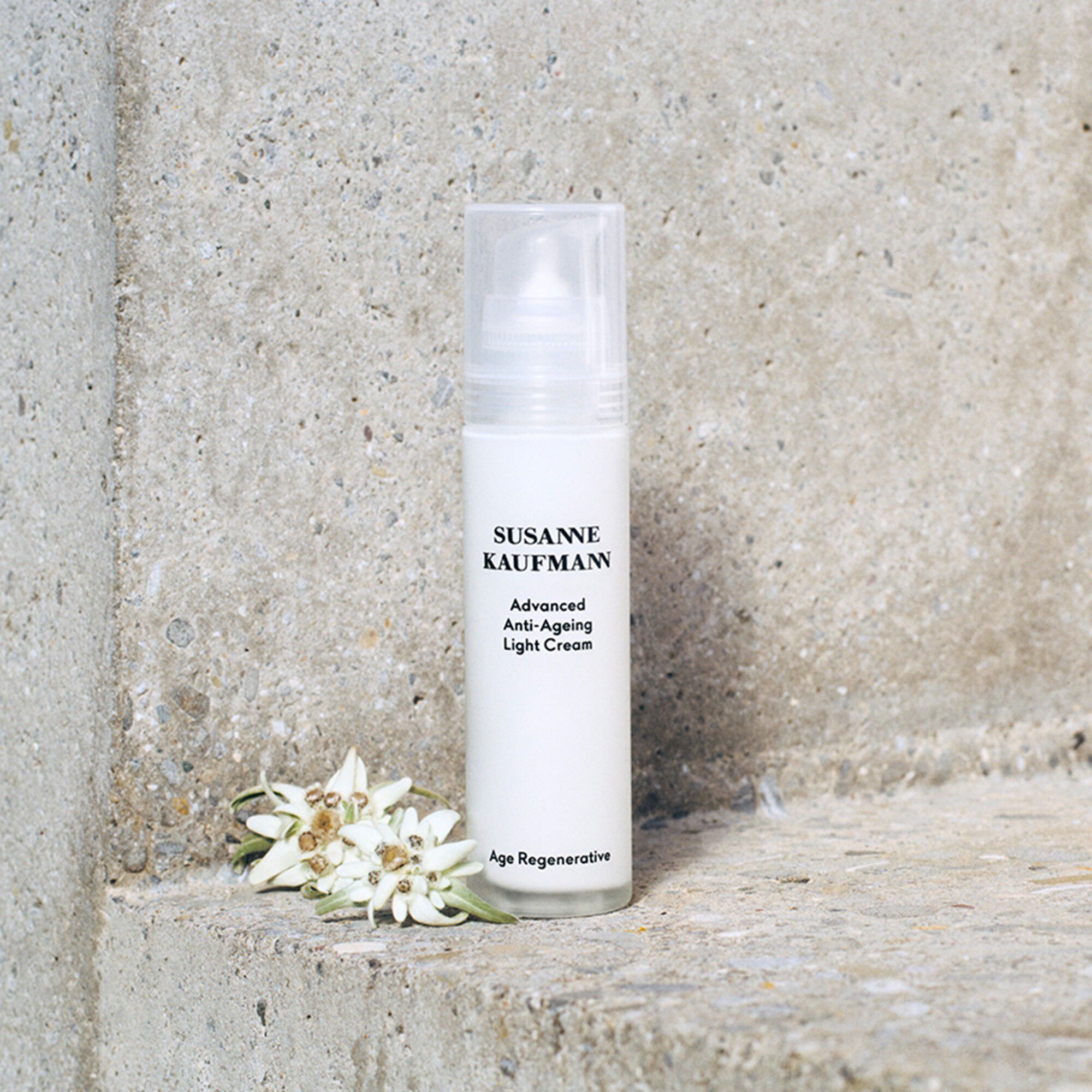 SK ADVANCED ANTI-AGEING LIGHT CREAM