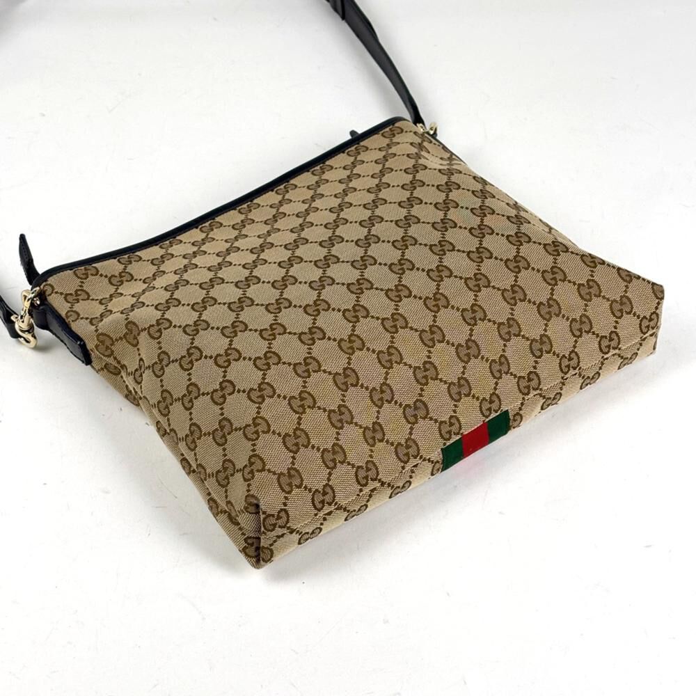 Gucci Shoulder Bag