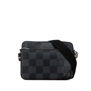 Louis Vuitton Shoulder Bags