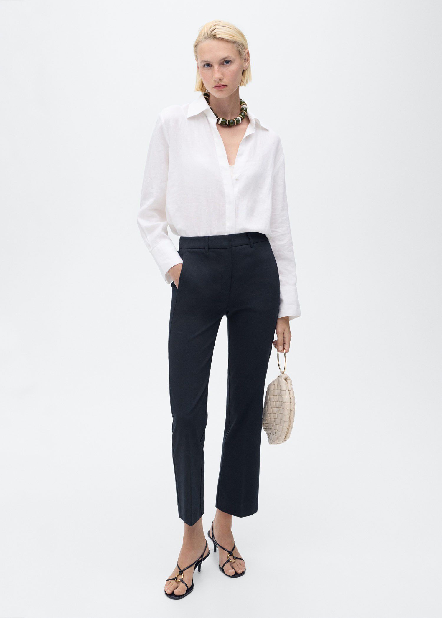 Straight-cut crop trousers