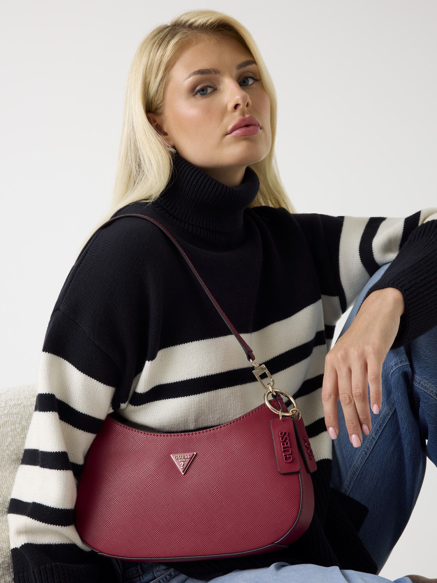 NOELLE II TOP ZIP SHOULDER BAG