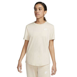 Sportswear Club Essentials T-shirt
