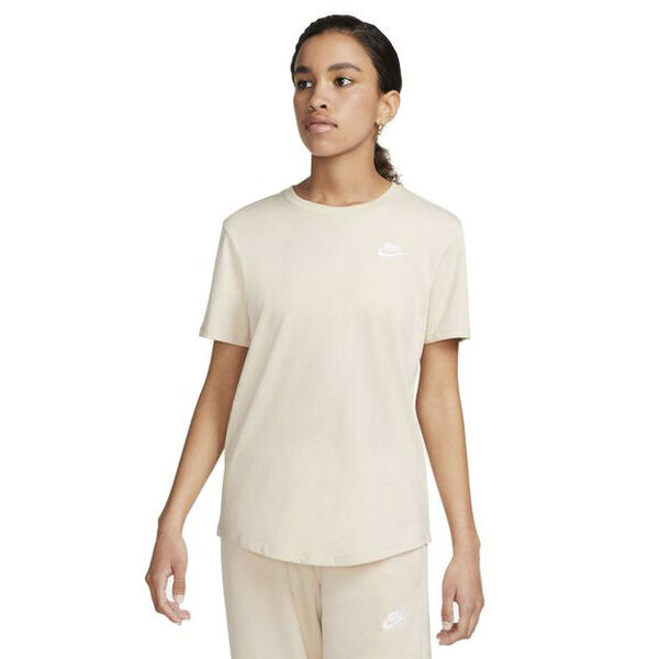 Sportswear Club Essentials T-shirt