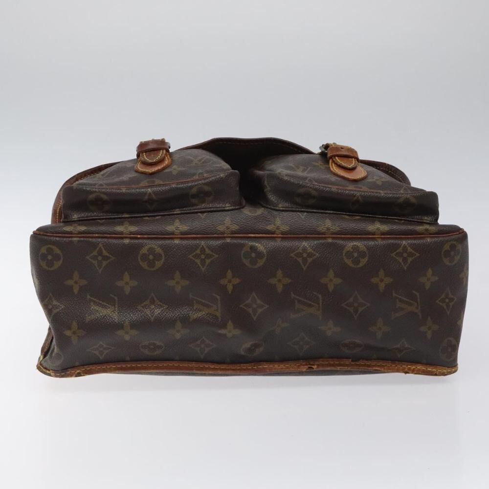 Louis Vuitton Shoulder Bags