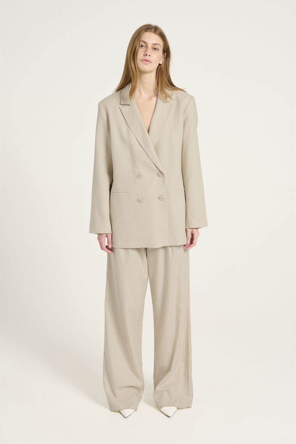 ElarahGZ linen blazer NOOS