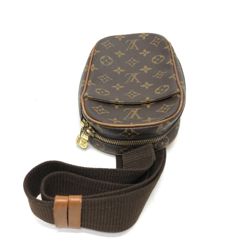 Louis Vuitton Shoulder Bags
