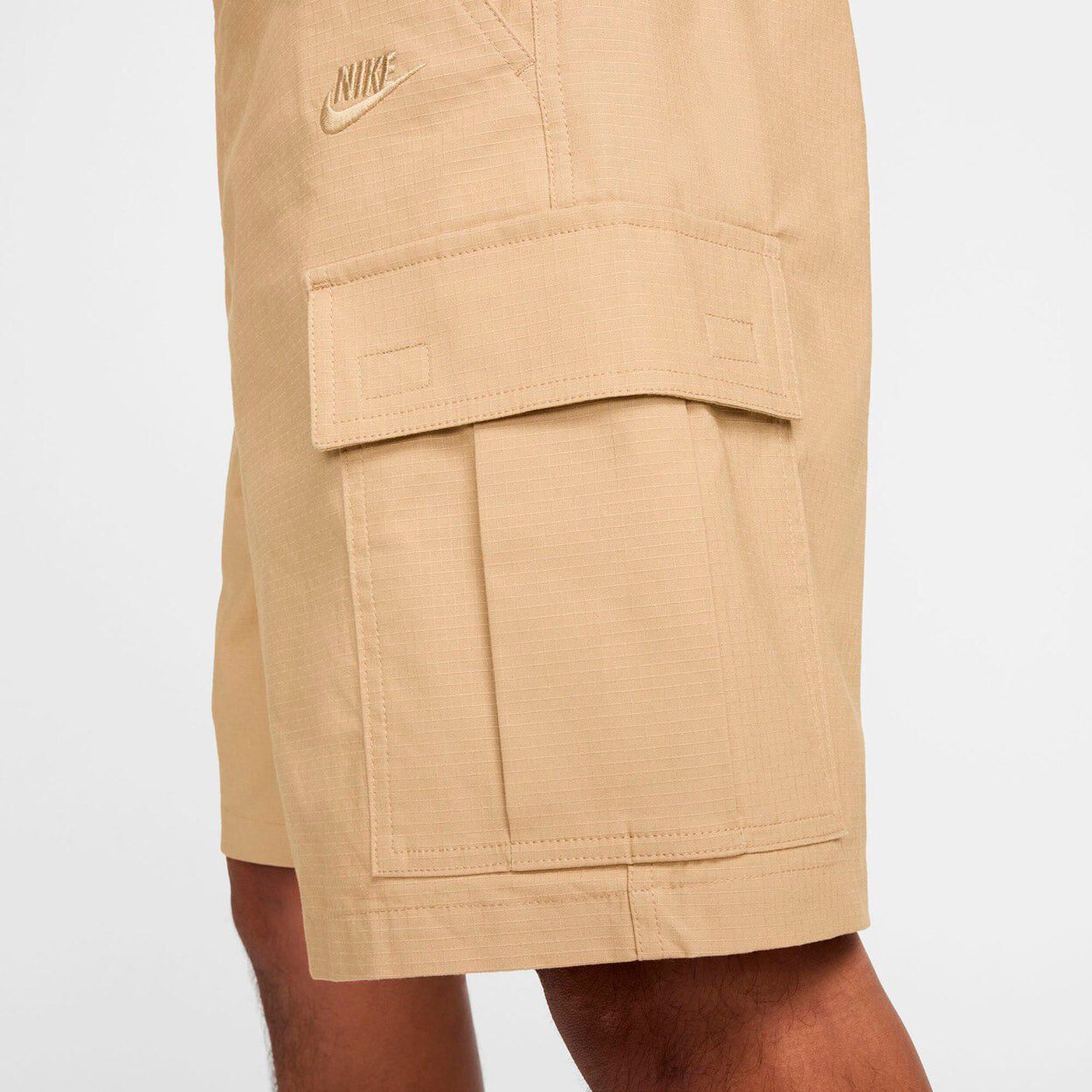 Club Woven Cargo Shorts