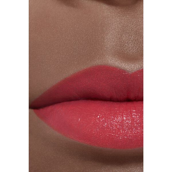 Luminous Intense Lip Colour