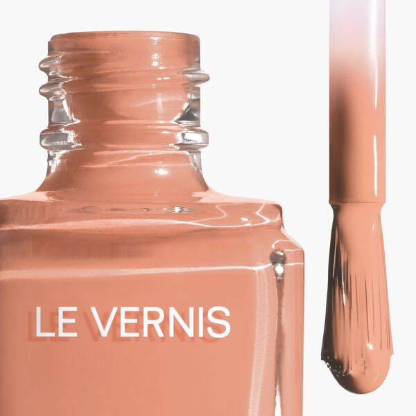 Nail Colour