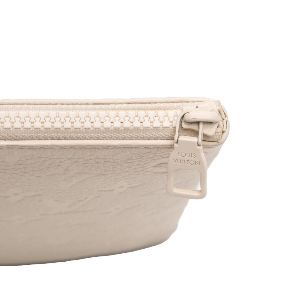 Louis Vuitton Clutch