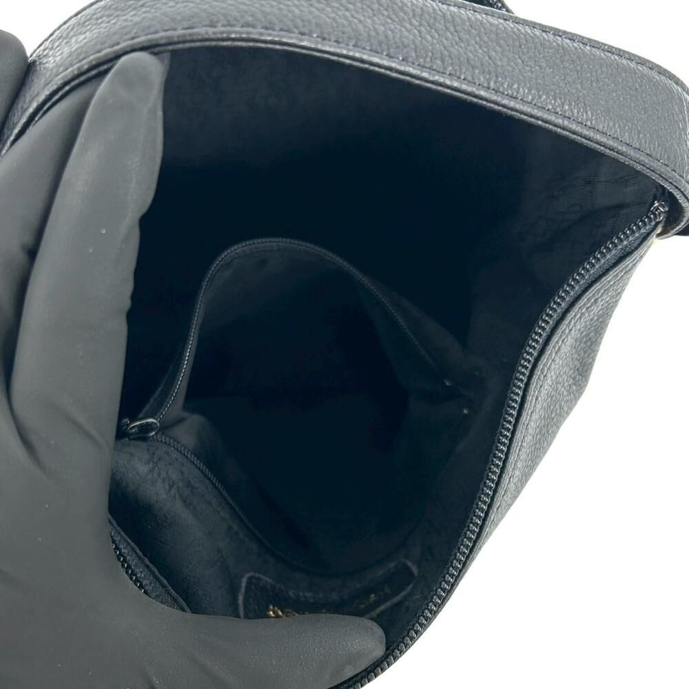 Yves Saint Laurent Handbag