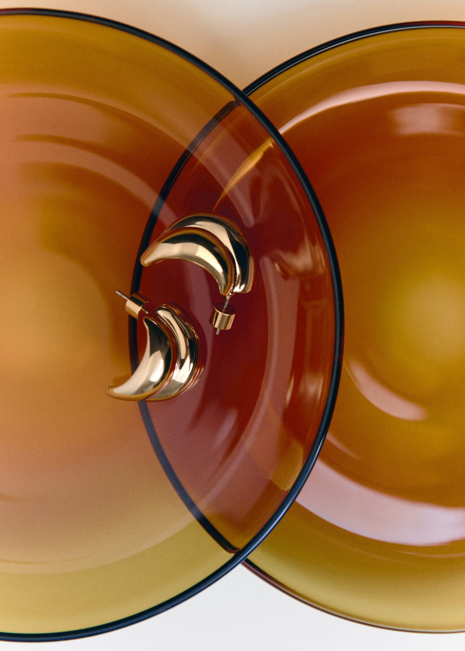 Embossed semi-hoop earrings