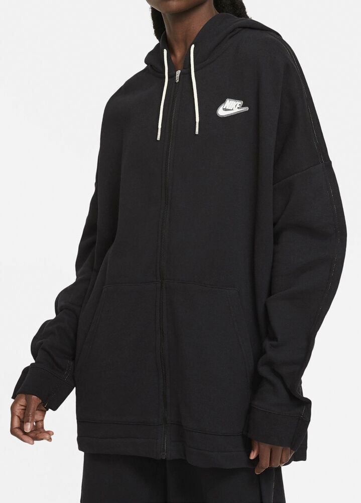 Sportswear h&aelig;ttetr&oslash;je