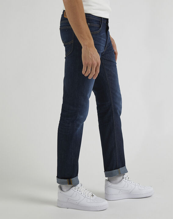 DAREN_ZIP_FLY STRONG_HAND