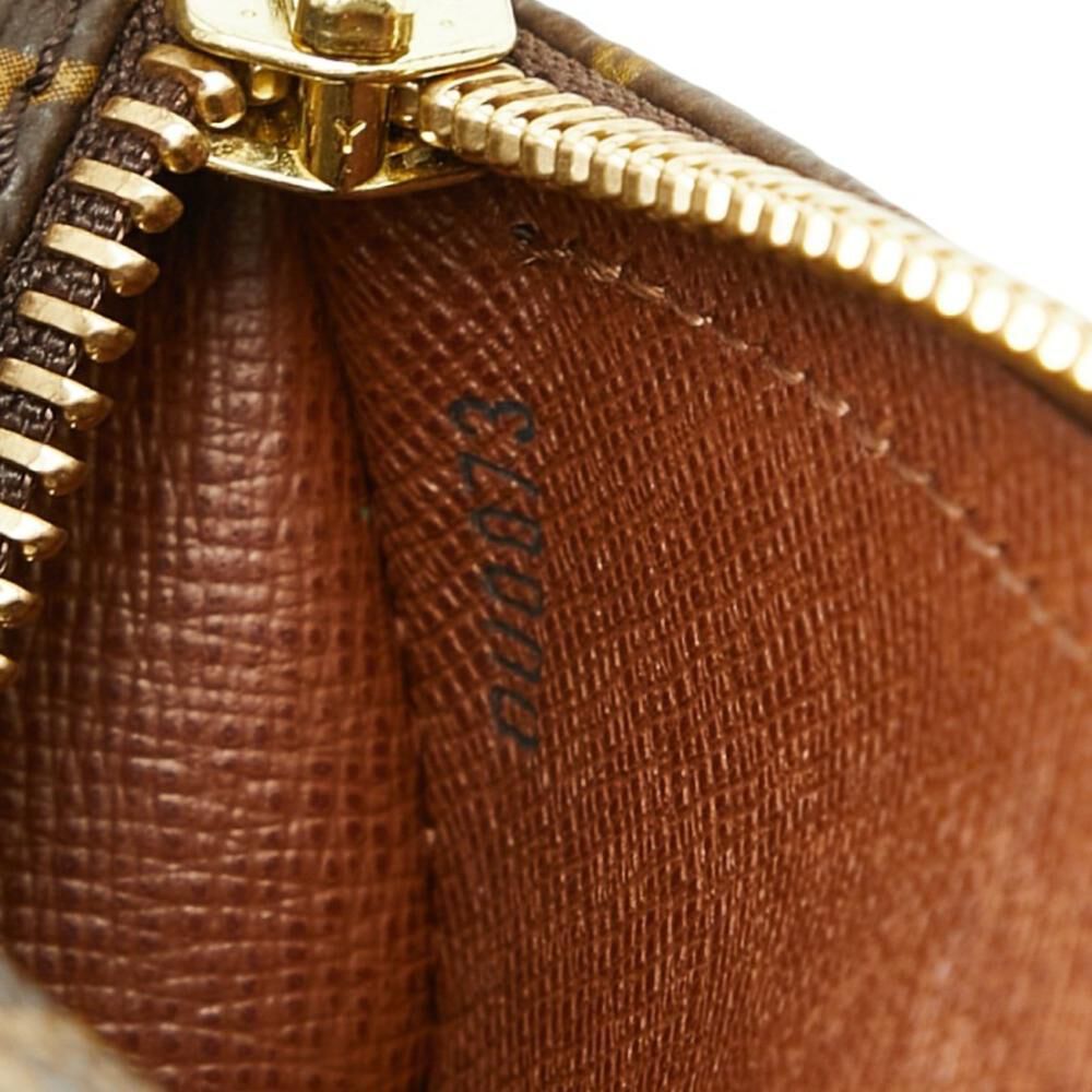 Louis Vuitton Papillon