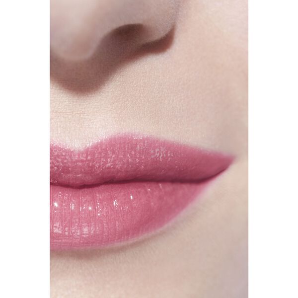 Hydrating Beautifying Tinted Lip Balm Buildable Colour