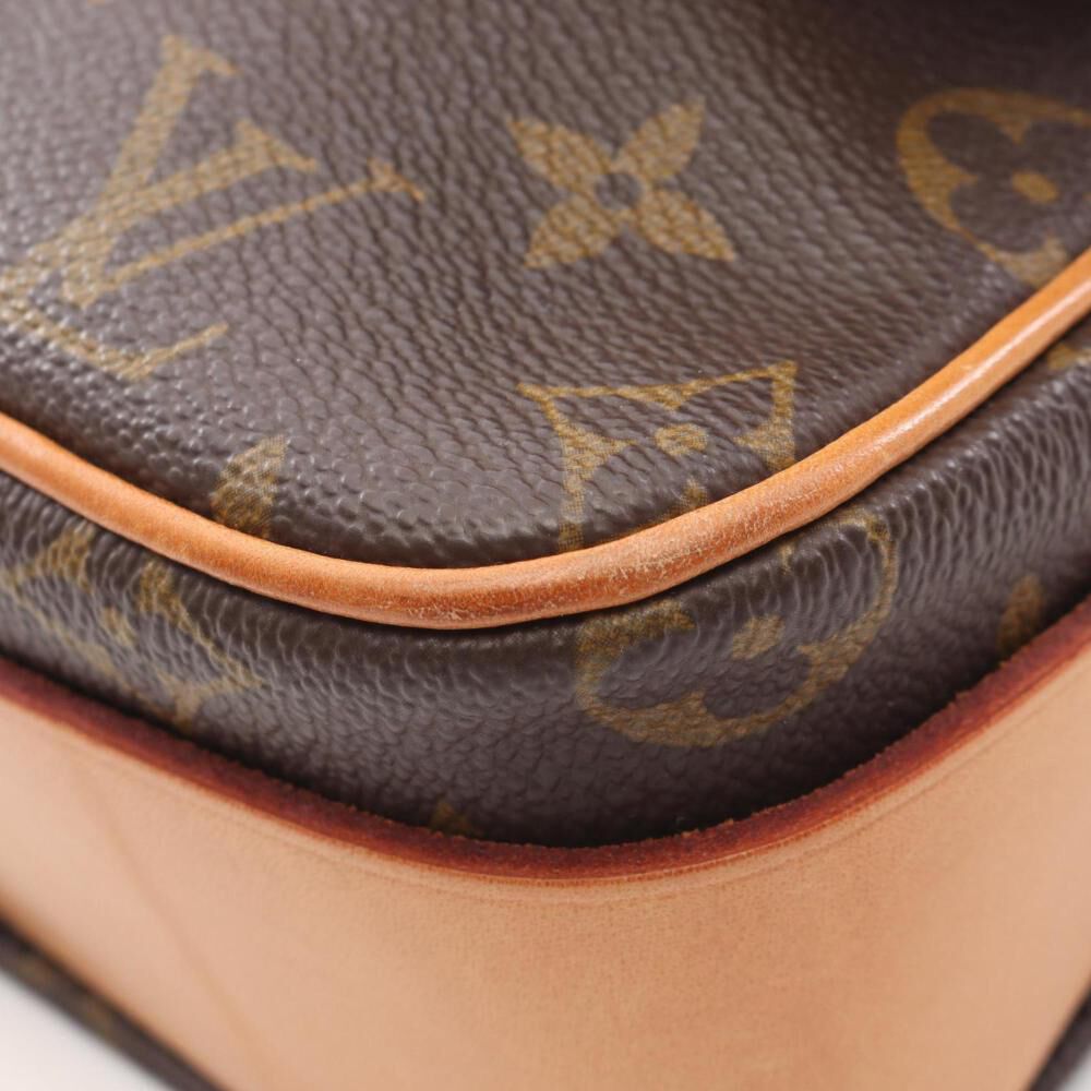 Louis Vuitton Cartouchiere