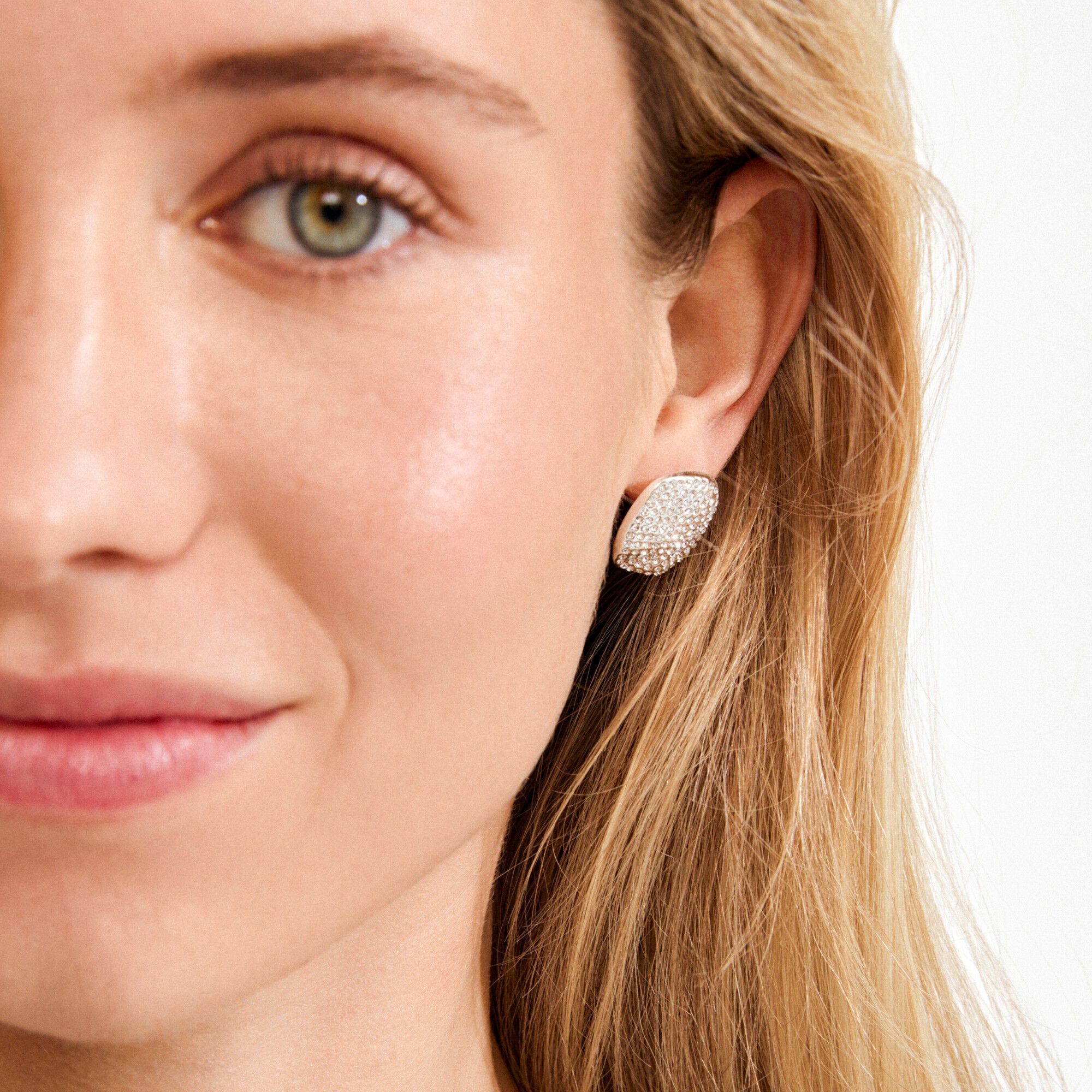 EMBER &oslash;reringe s&oslash;lvbelagt