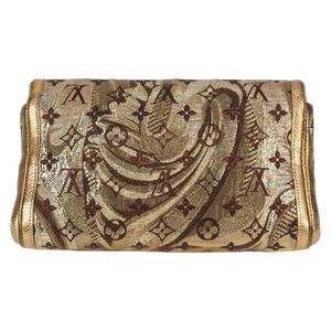 Louis Vuitton Clutch