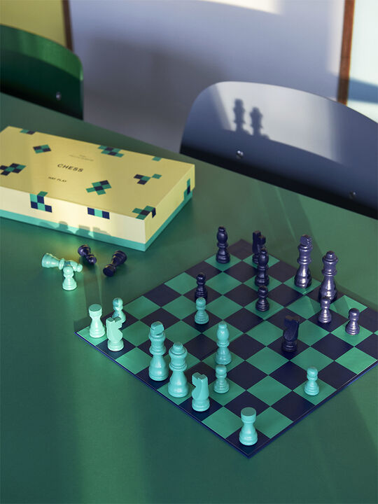 HAY PLAY-Chess-Green