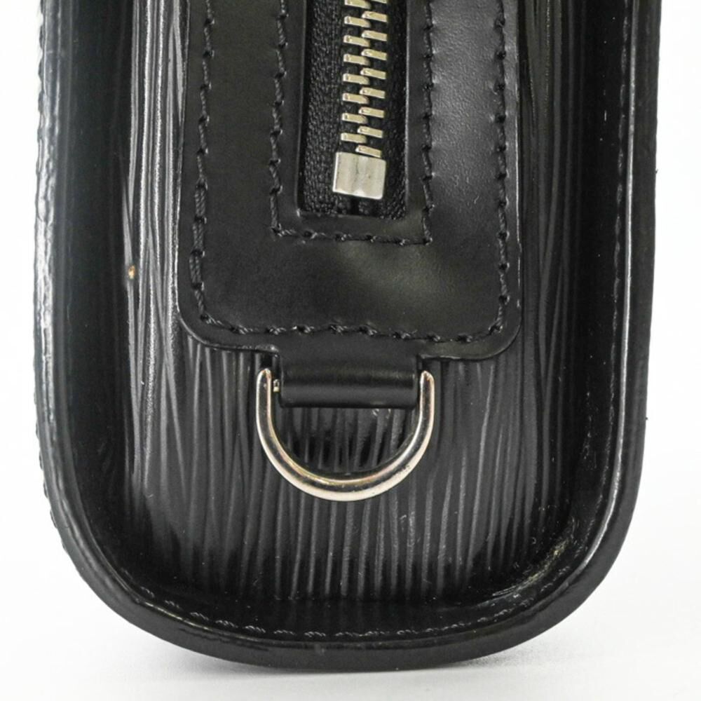 Louis Vuitton Clutch