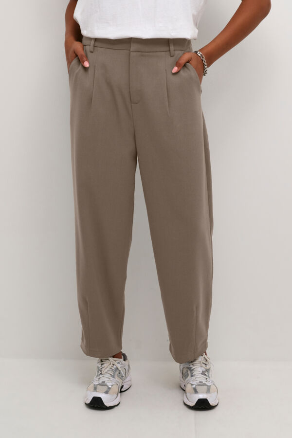 KAmerle 7/8 Pants Suiting