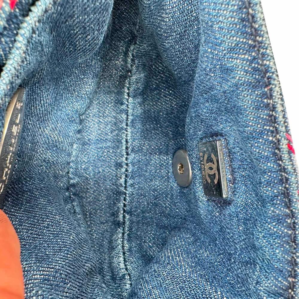 Chanel Messenger Bag
