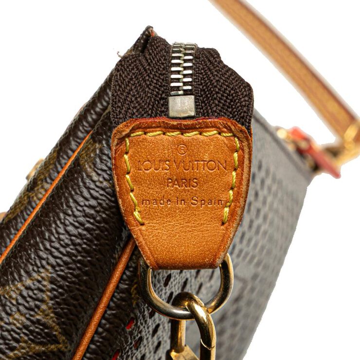 Louis Vuitton Pochette Accessoires