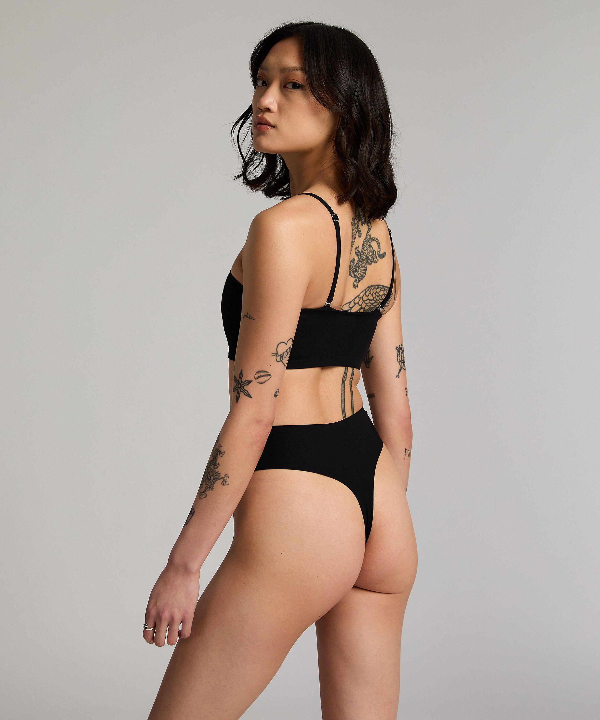 SMOOTH BANDEAU BRALETTE