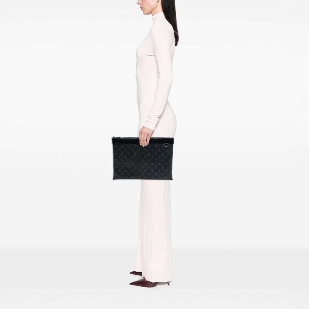 Louis Vuitton Clutch