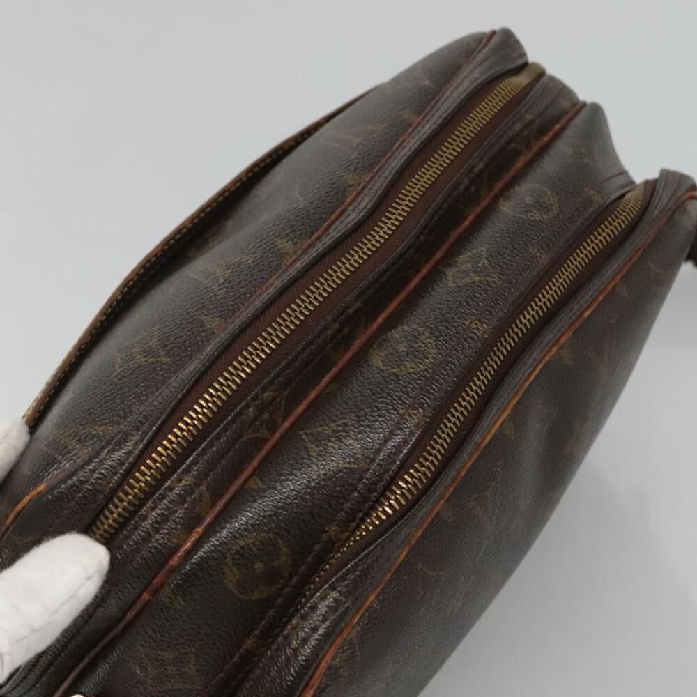 Louis Vuitton Reporter