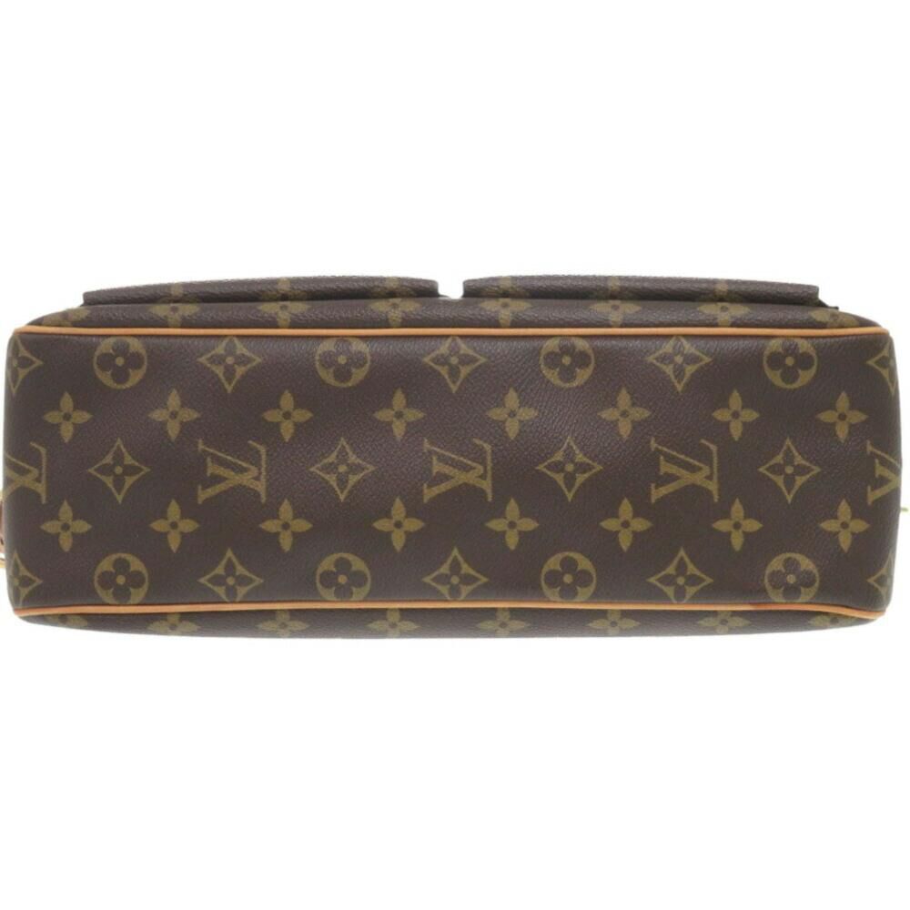 Louis Vuitton Shoulder Bags