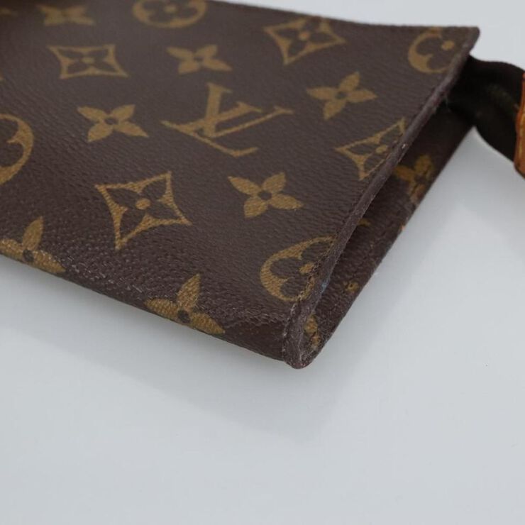 Louis Vuitton Pouch