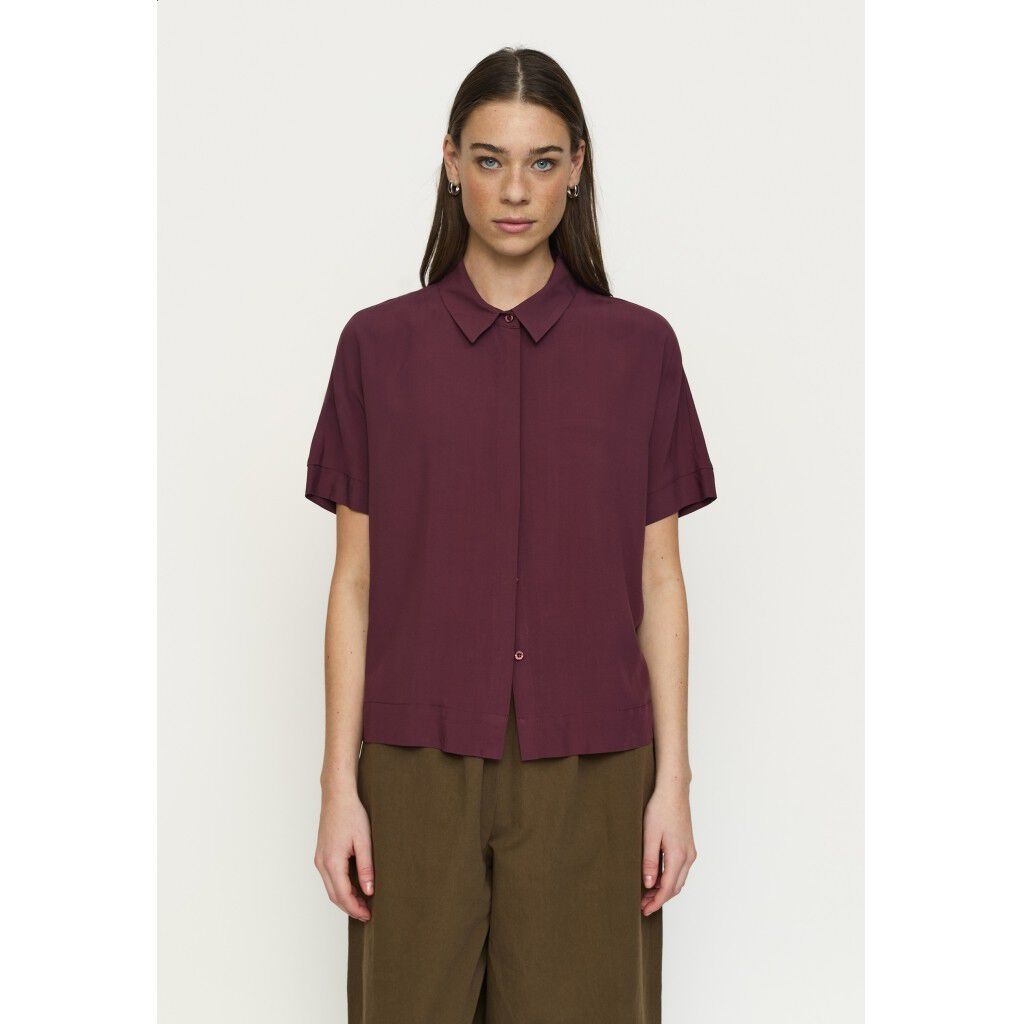 Bluser