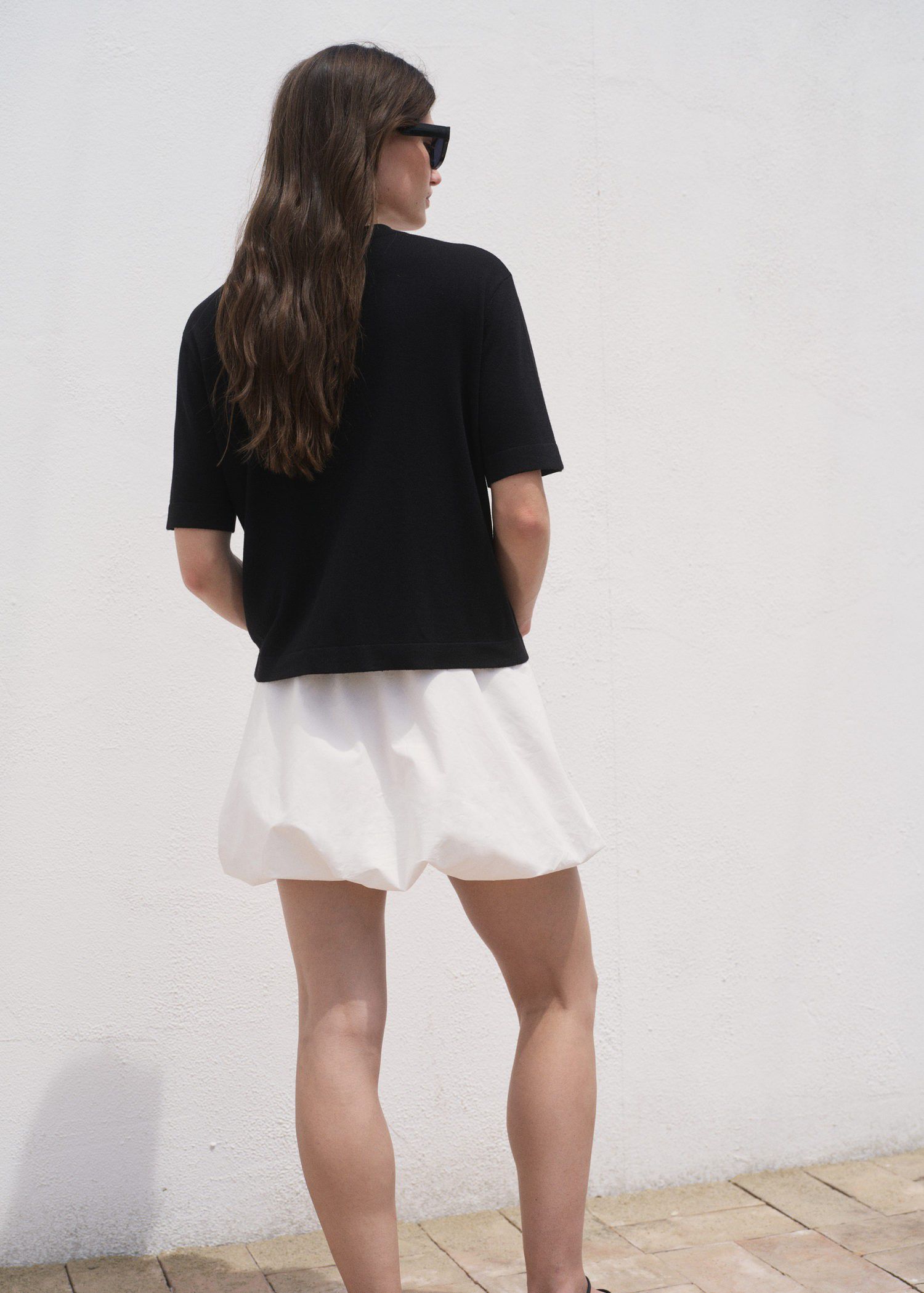 Short-sleeved fine-knit sweater