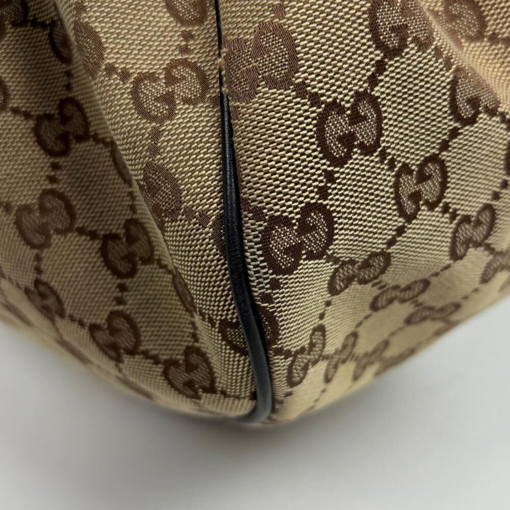 Gucci Shoulder Bag