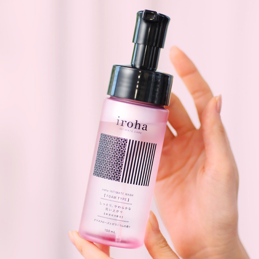 iroha INTIMATE WASH Damask Rose and Geranium