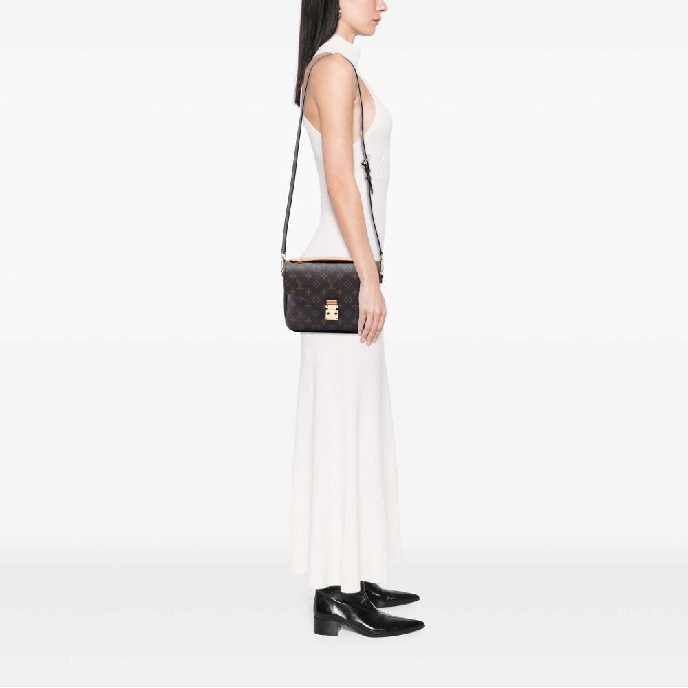 Louis Vuitton Pochette M&eacute;tis