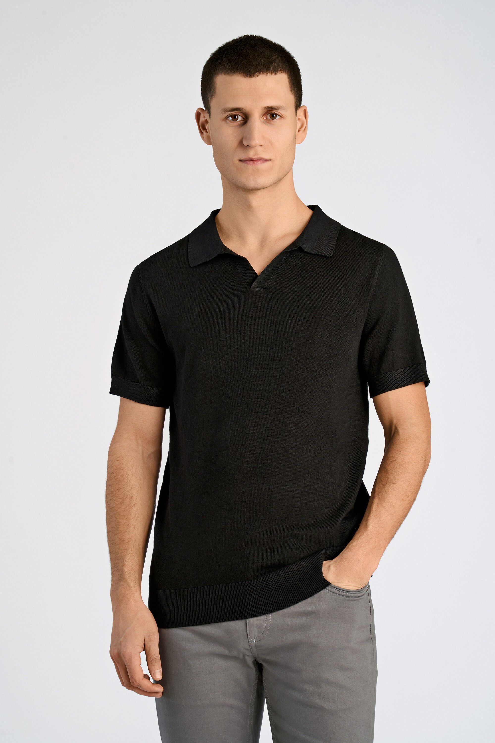 Ecovero S/S v-neck polo