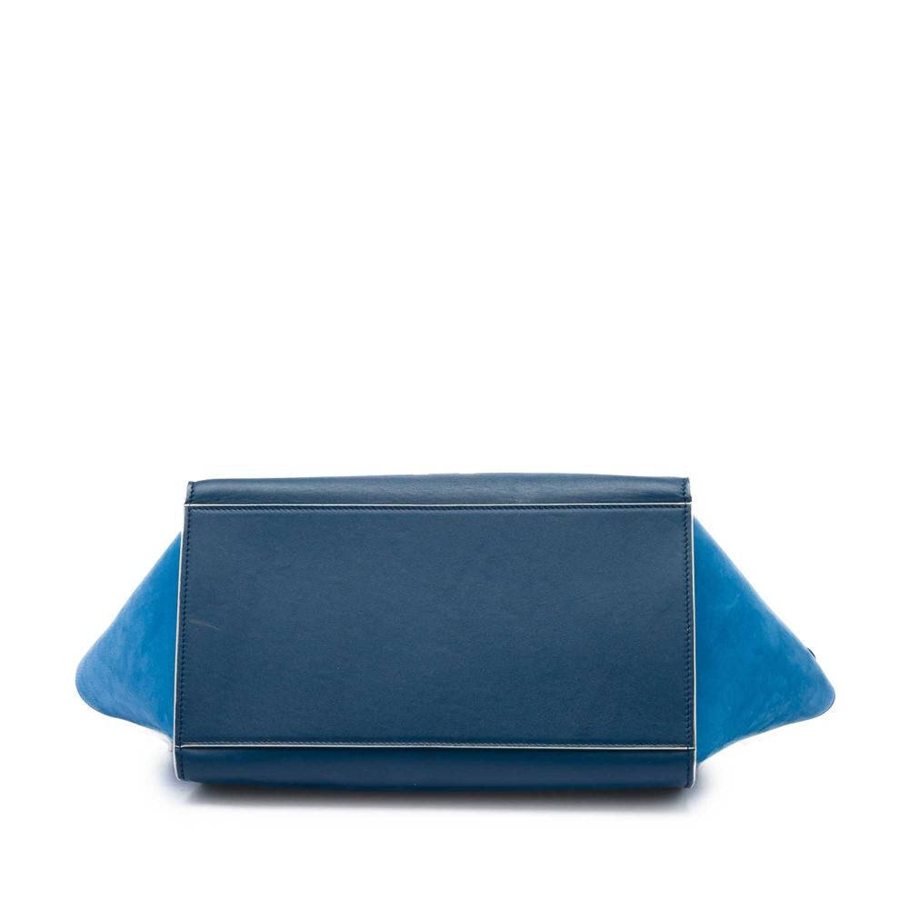 C&eacute;line Trapeze