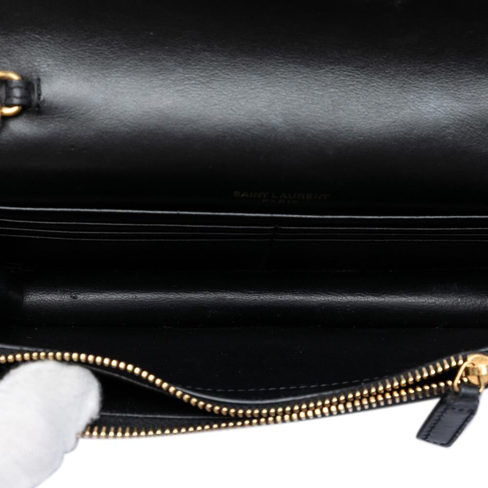 Yves Saint Laurent Shoulder Bag