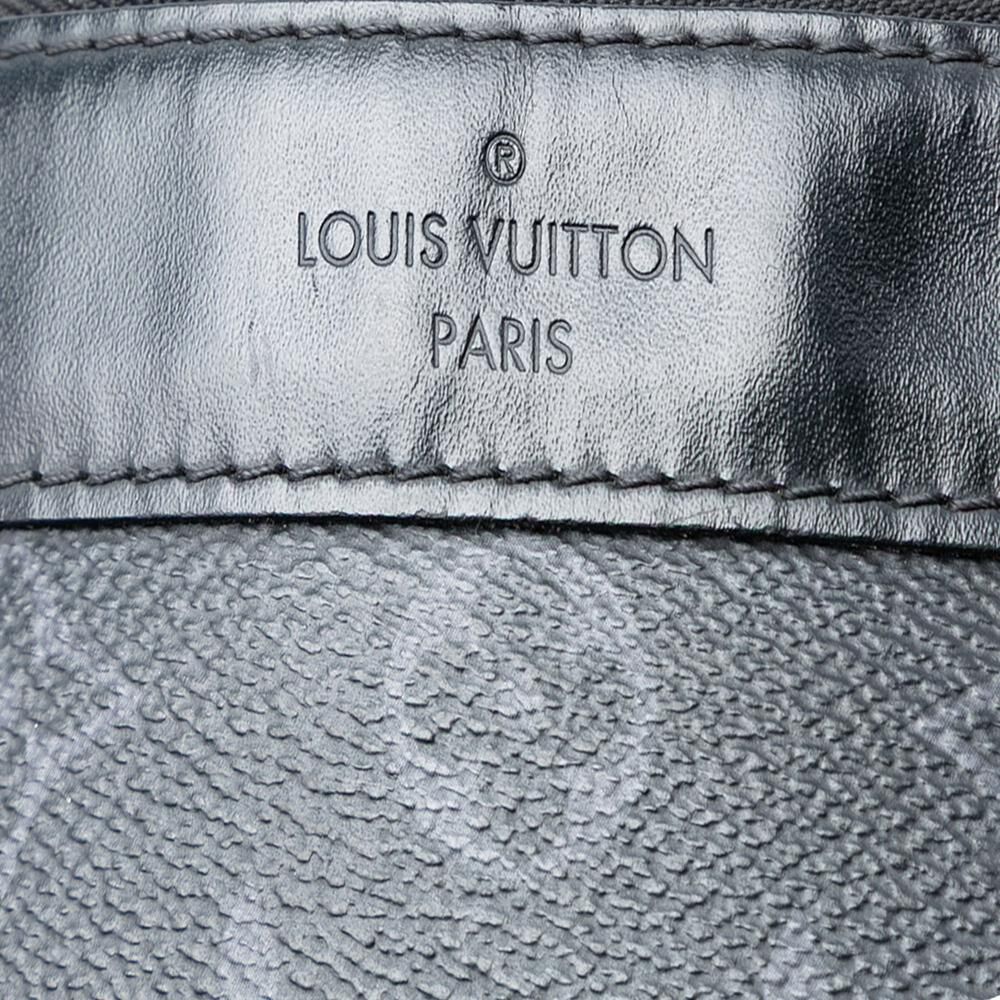 Louis Vuitton Clutch
