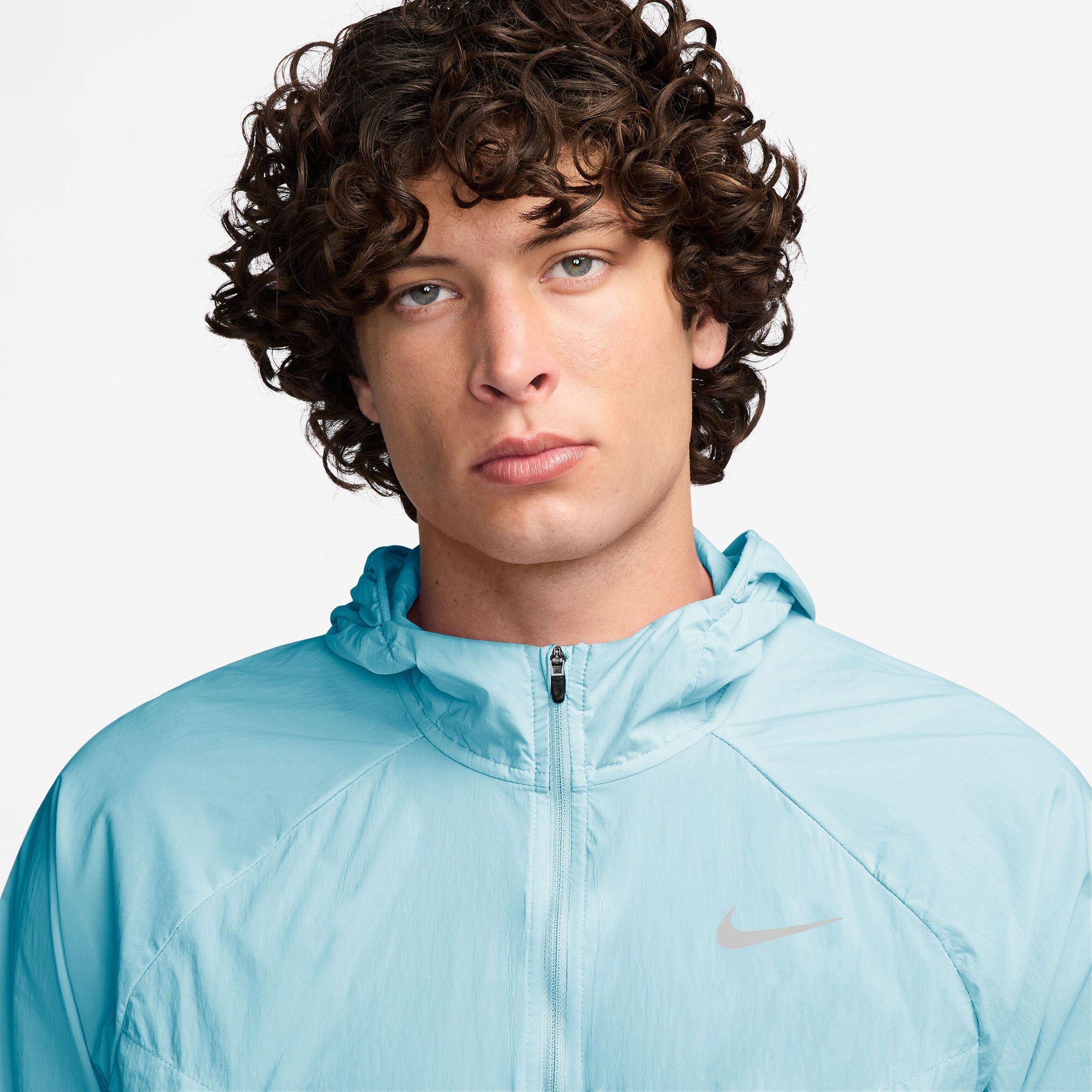 Stride Dri-Fit UV L&oslash;bejakke