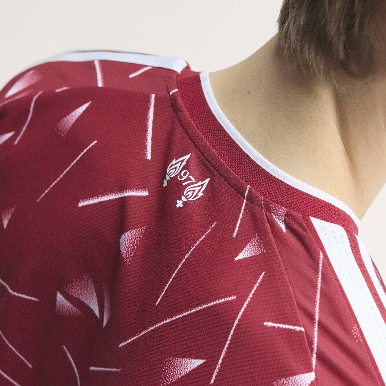 Liverpool Authentic 26/27 Hjemmebanetr&oslash;je