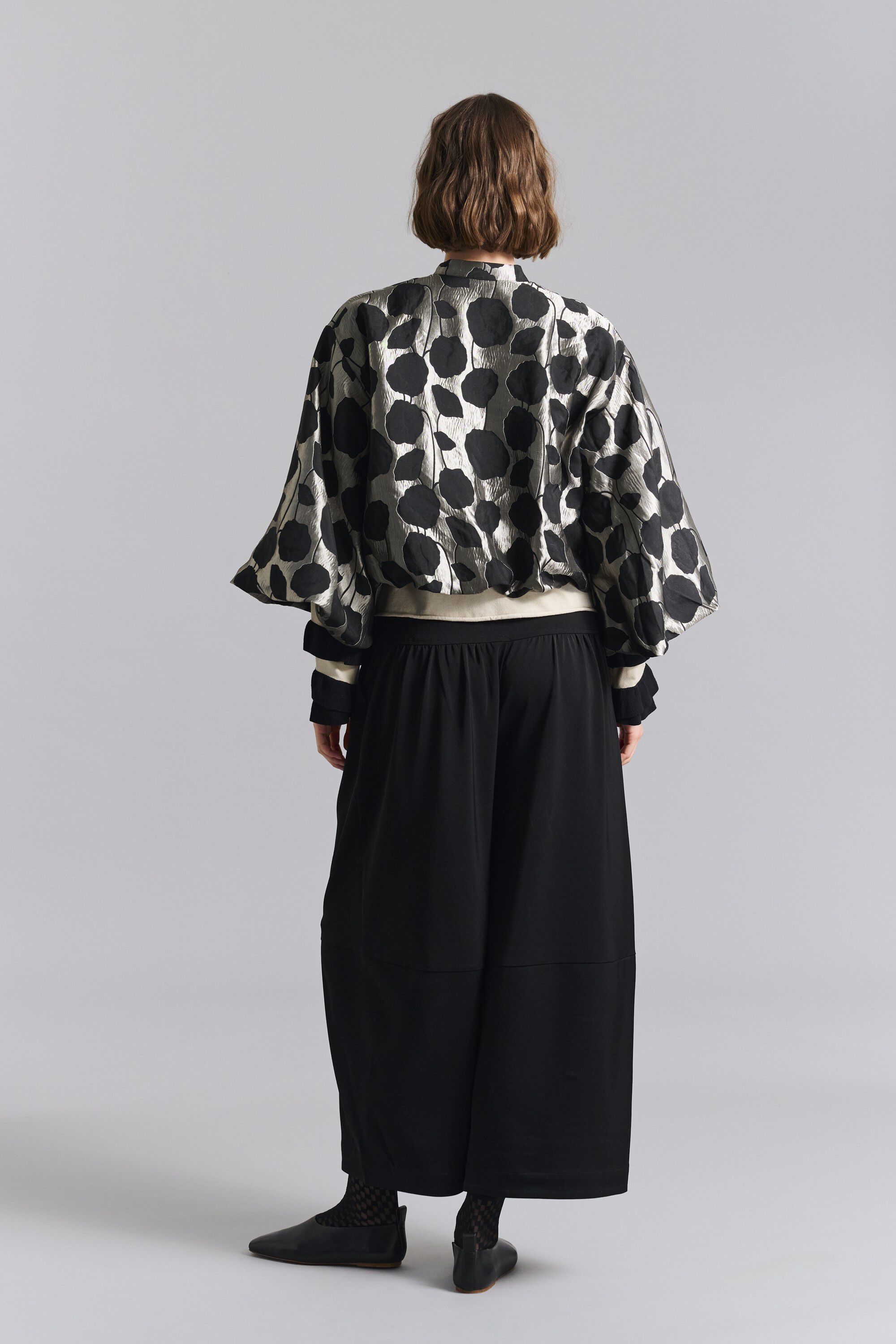 Flowerbomb kort jakke