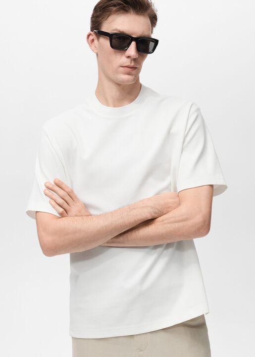 Regular-fit textured t-shirt