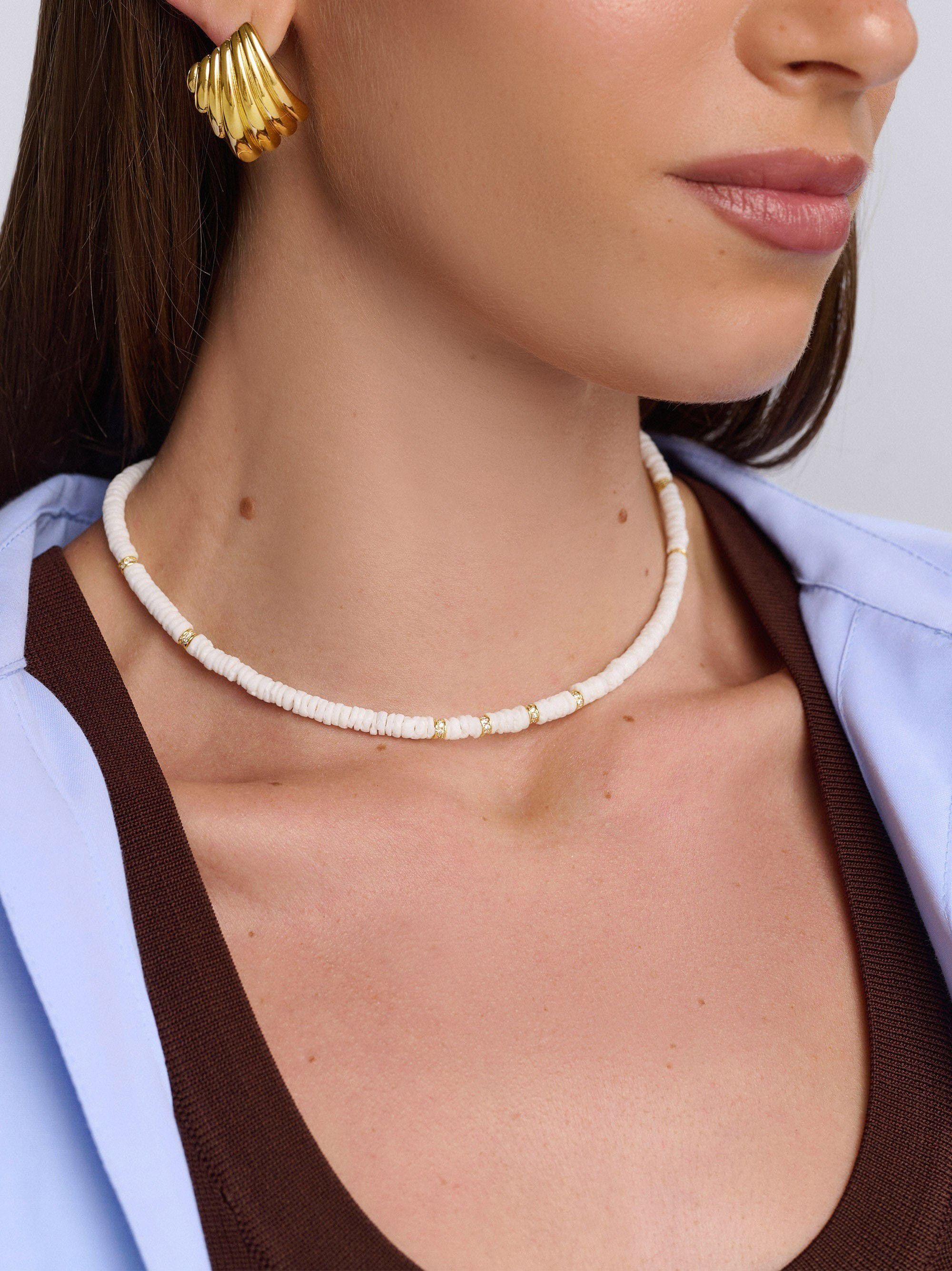 Women's Shell Choker with Gold Details