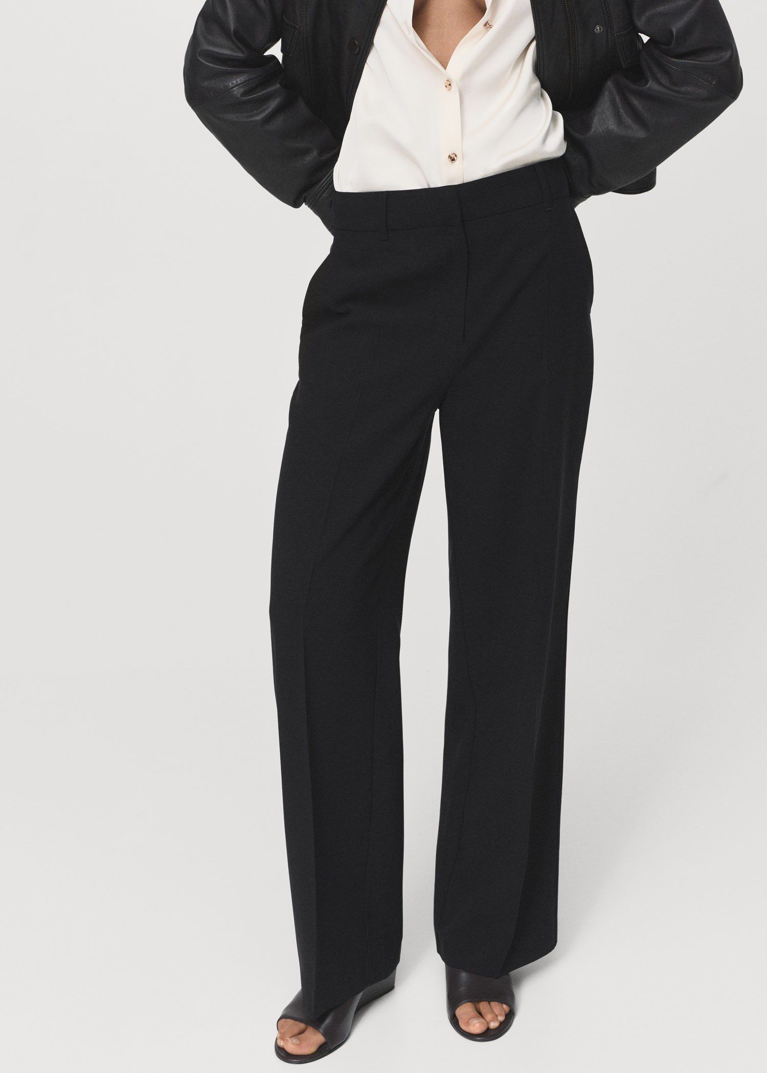 Straight mid-rise trousers