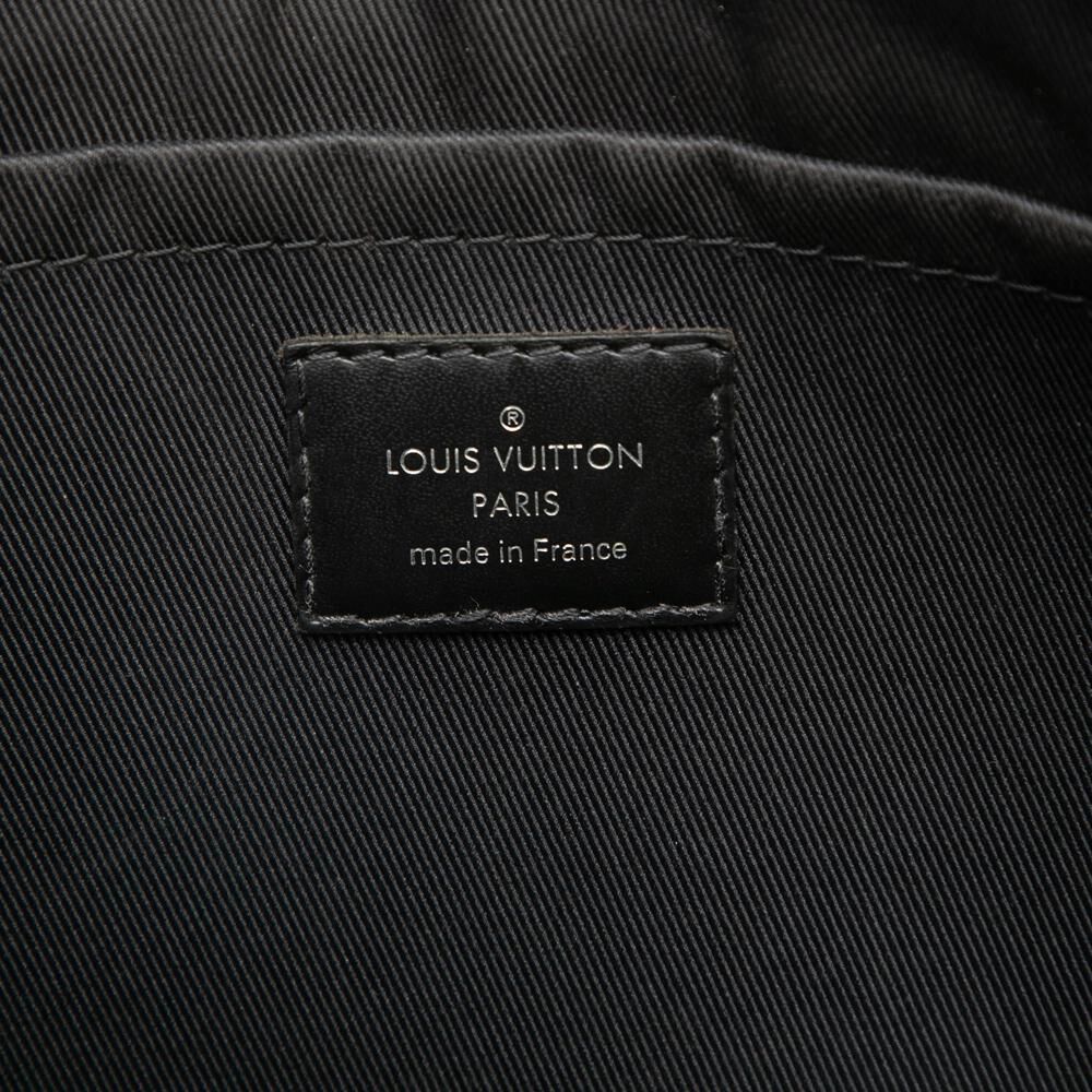 Louis Vuitton Clutch