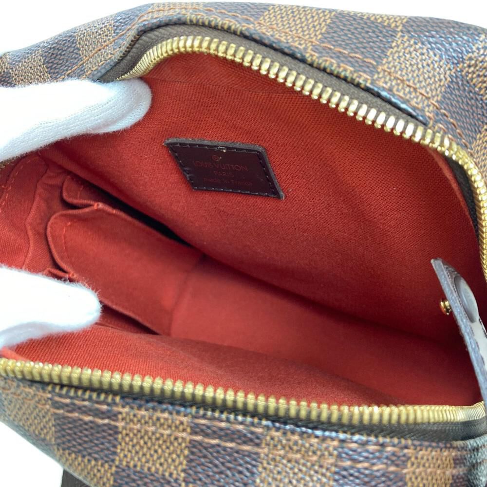 Louis Vuitton Shoulder Bags